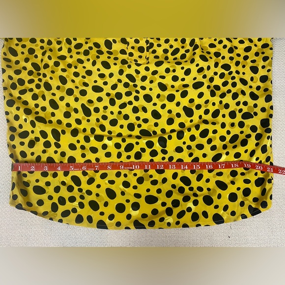 VINTAGE The Very Thing! 80s 90s Yellow & Black Polkadot Silk Blouse - Picture 5 of 11